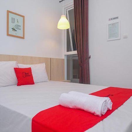 Reddoorz Syariah @ Tlogosari Semarang Hotel Alastuwo Екстериор снимка