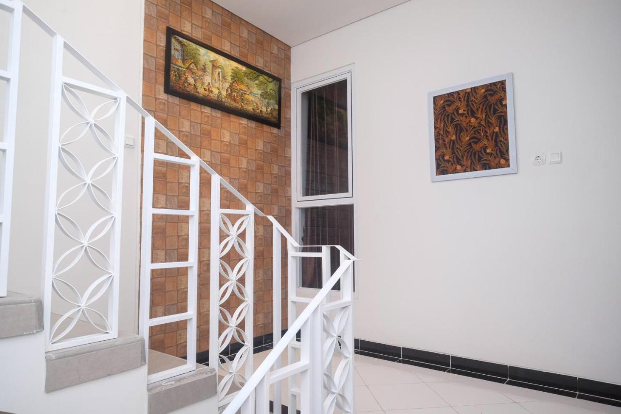 Reddoorz Syariah @ Tlogosari Semarang Hotel Alastuwo Екстериор снимка
