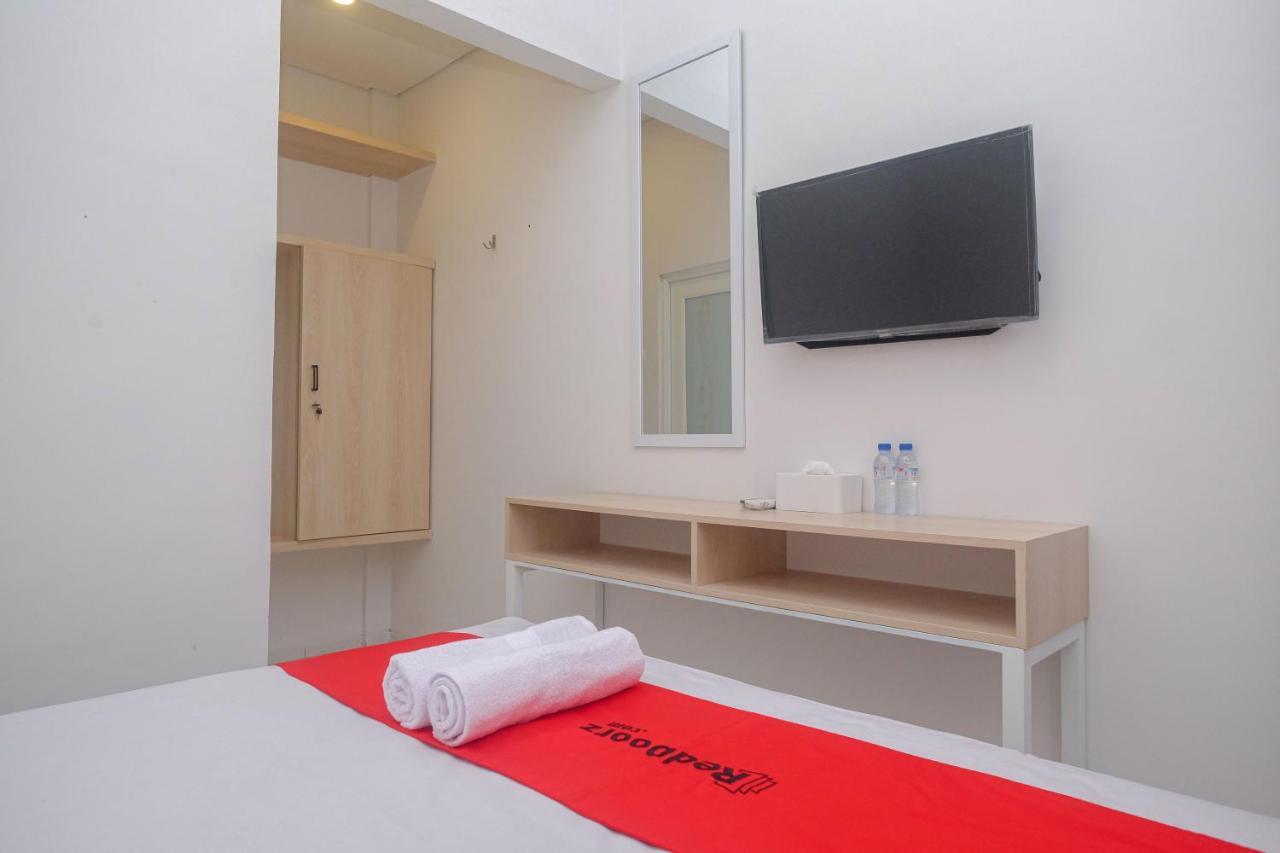 Reddoorz Syariah @ Tlogosari Semarang Hotel Alastuwo Екстериор снимка