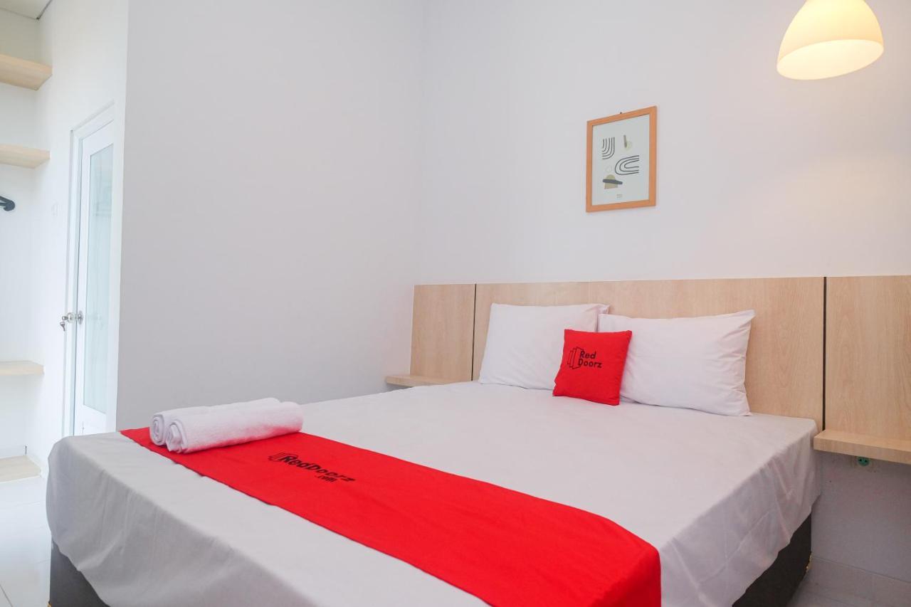 Reddoorz Syariah @ Tlogosari Semarang Hotel Alastuwo Екстериор снимка
