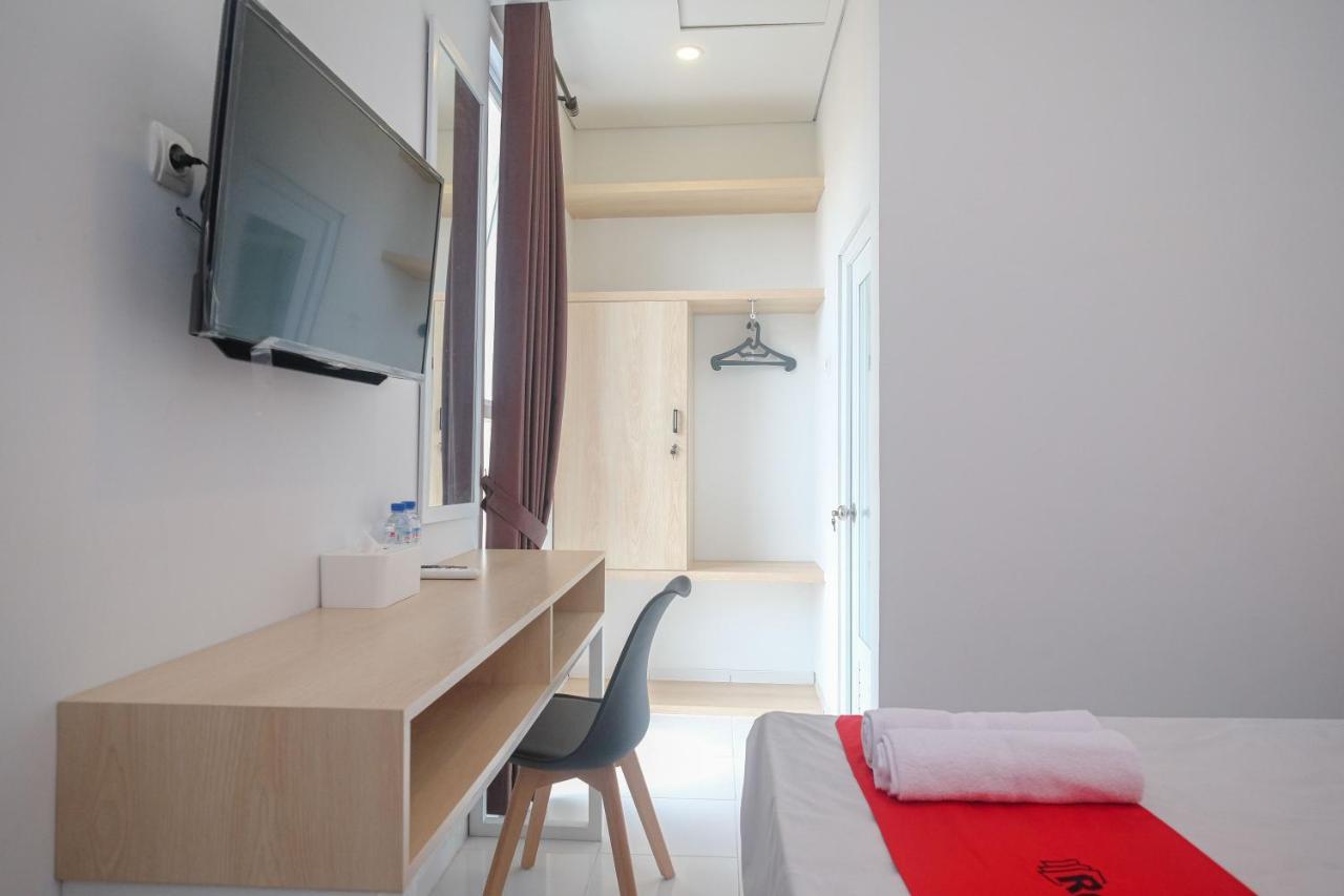 Reddoorz Syariah @ Tlogosari Semarang Hotel Alastuwo Екстериор снимка