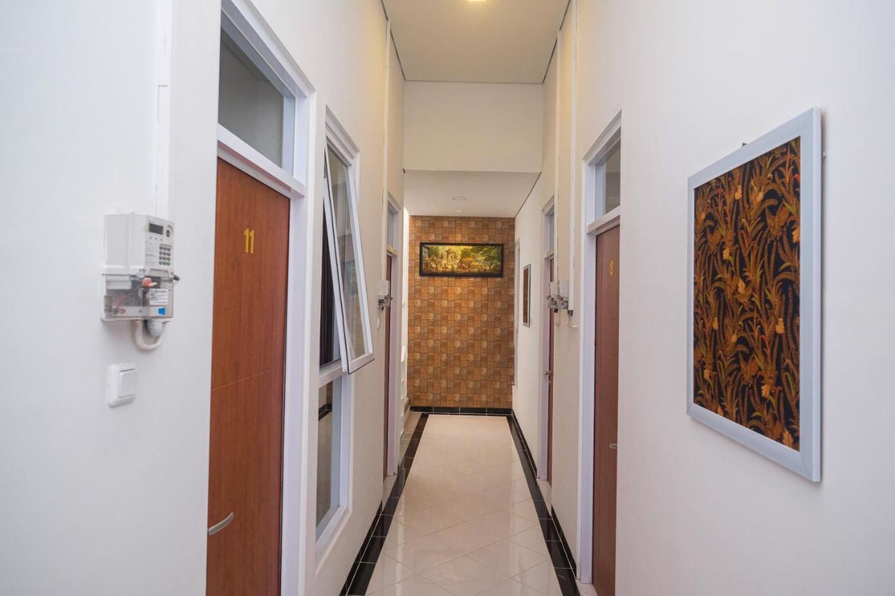 Reddoorz Syariah @ Tlogosari Semarang Hotel Alastuwo Екстериор снимка